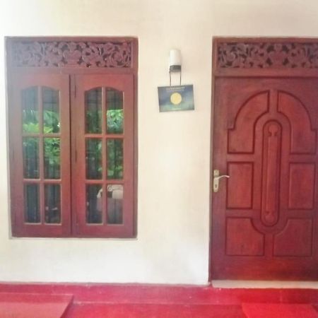 Senith Guest House Mirissa Luaran gambar