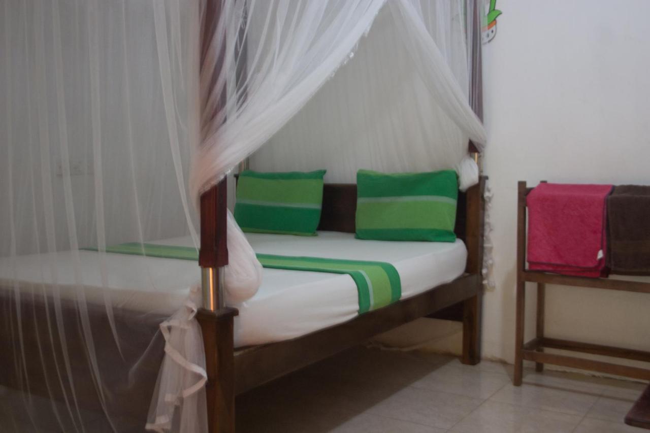 Senith Guest House Mirissa Luaran gambar